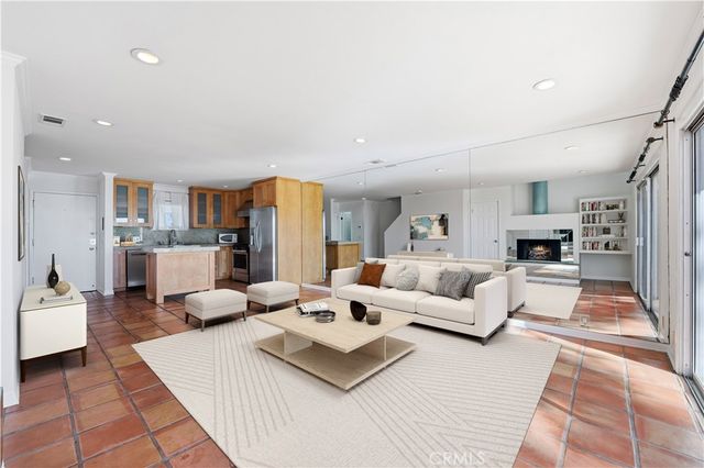 28711 Pacific Coast 19, Malibu, CA 90265