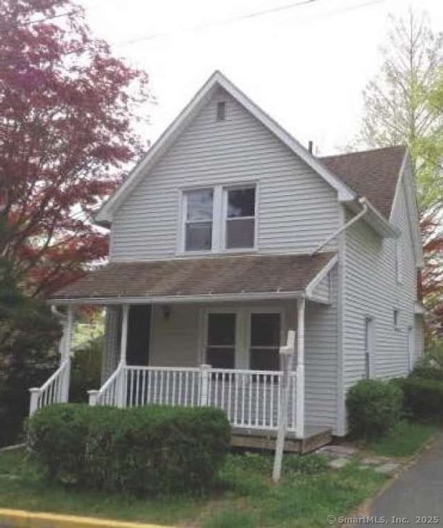 11 Huber Avenue, Middletown, CT 06457