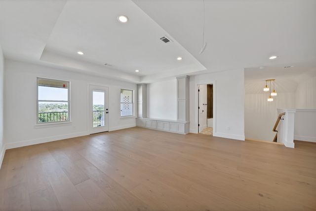 109 Top Flight Drive, Weatherford, TX 76087