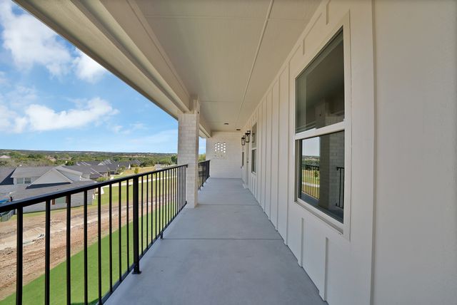 109 Top Flight Drive, Weatherford, TX 76087