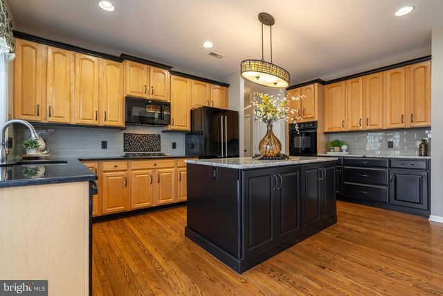 1337 STONEY RIVER DR, Ambler, PA 19002