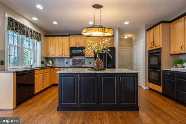 1337 STONEY RIVER DR, Ambler, PA 19002