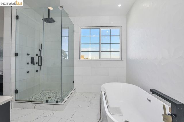 115 Delta Vista Ln, Pittsburg, CA 94565