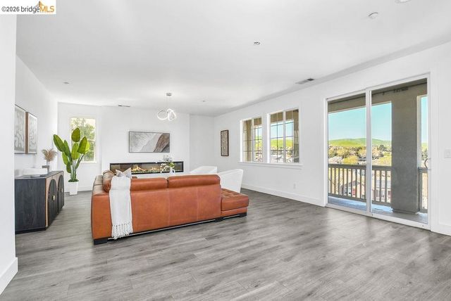 115 Delta Vista Ln, Pittsburg, CA 94565