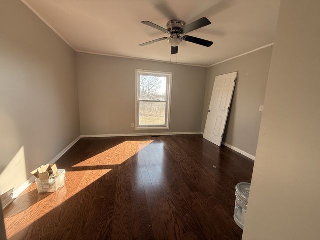 11065 New cut off, Bon Aqua, TN 37025