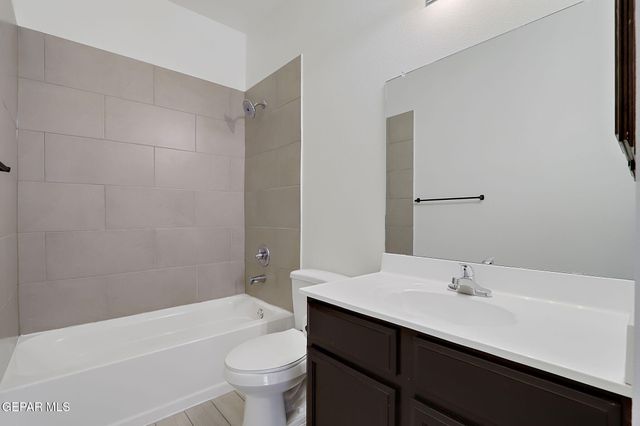 533 Paseo Modesto Drive, Horizon City, TX 79928