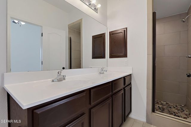 533 Paseo Modesto Drive, Horizon City, TX 79928