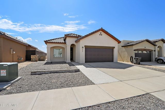 533 Paseo Modesto Drive, Horizon City, TX 79928