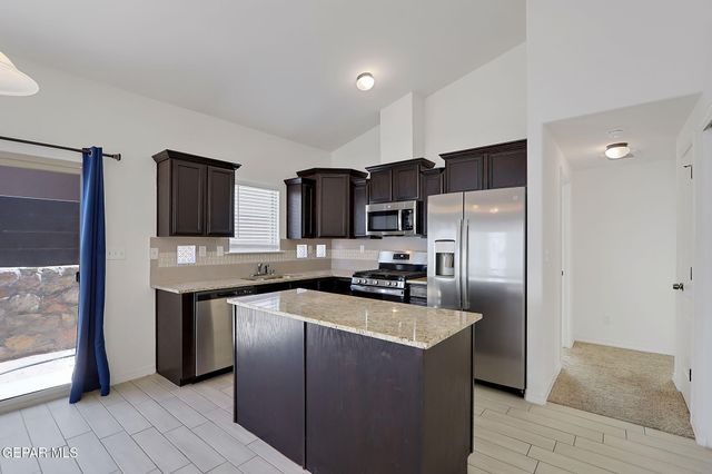 533 Paseo Modesto Drive, Horizon City, TX 79928