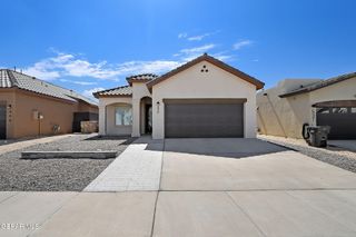 533 Paseo Modesto Drive, Horizon City, TX 79928