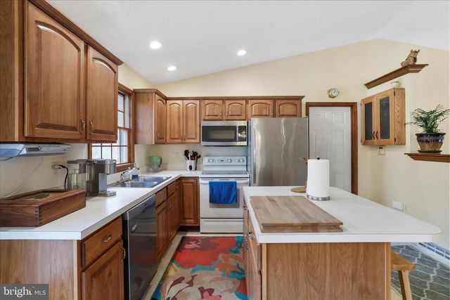 165 STANFORD RD, Hagerstown, MD 21742