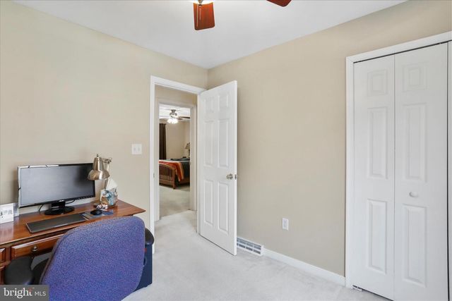 165 STANFORD RD, Hagerstown, MD 21742