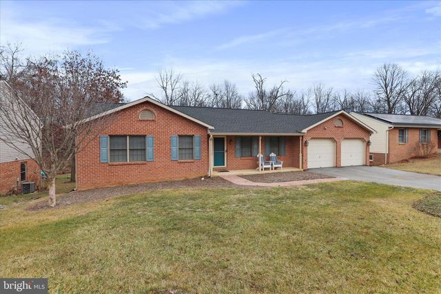 165 STANFORD RD, Hagerstown, MD 21742