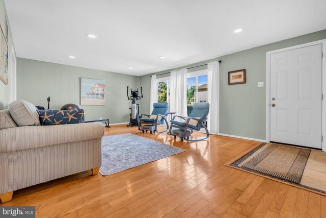 309 TEAROSE LN, Cherry Hill, NJ 08003