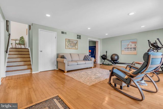 309 TEAROSE LN, Cherry Hill, NJ 08003