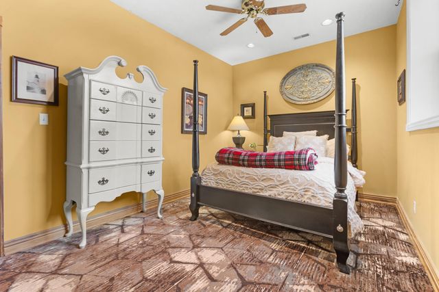 87 Westwood Drive, Branson, MO 65616