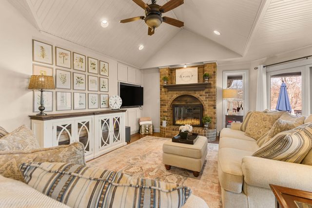 87 Westwood Drive, Branson, MO 65616