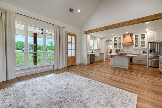 4656 County Road 1040, Celeste, TX 75423
