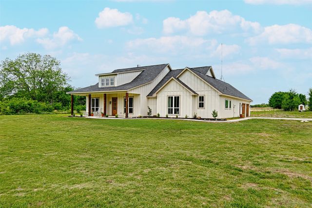 4656 County Road 1040, Celeste, TX 75423
