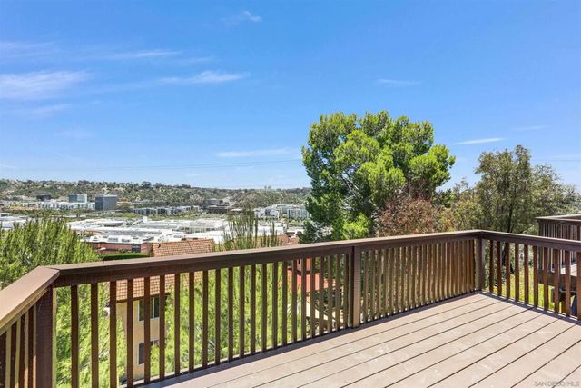 6821 Fashion Hills Blvd, San Diego, CA 92111