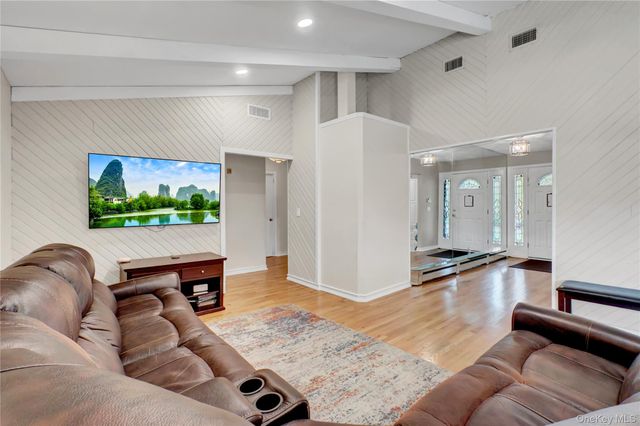 36 Landview Drive, Dix Hills, NY 11746