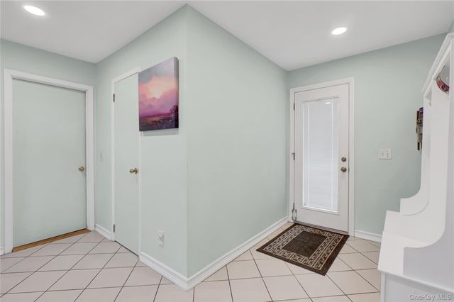 36 Landview Drive, Dix Hills, NY 11746