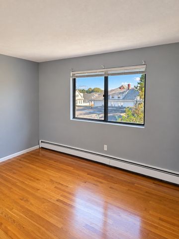 458-460 Eastern Ave 15, Lynn, MA 01902