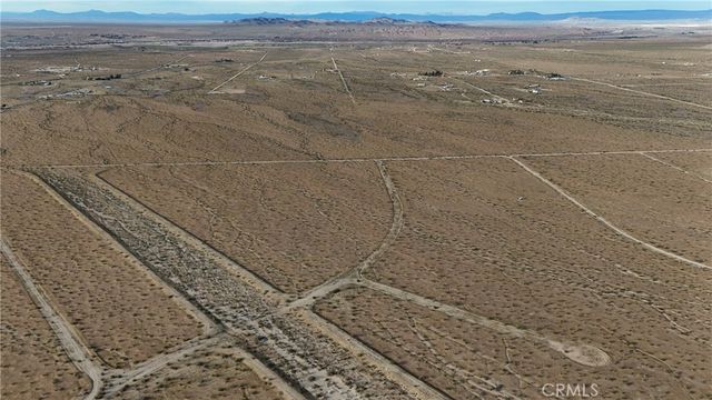 715 Corral Road, Helendale, CA 92342