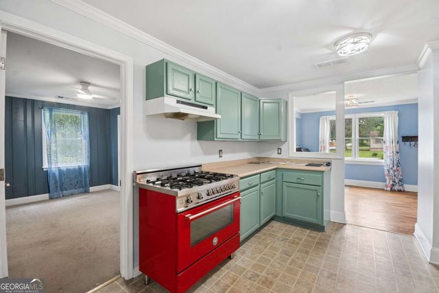 975 South Avenue, Forest Park, GA 30297