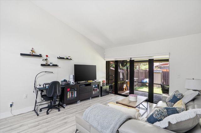 3414 Freedom Drive, Hollywood, FL 33021