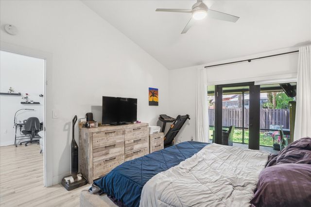 3414 Freedom Drive, Hollywood, FL 33021