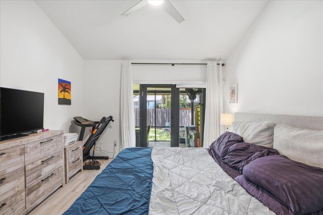 3414 Freedom Drive, Hollywood, FL 33021