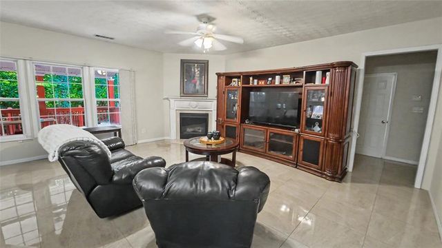 6699 Island Pointe Drive, Buford, GA 30518