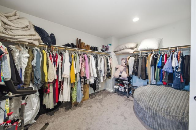 4323 W Ivesbrook Street, Lancaster, CA 93536