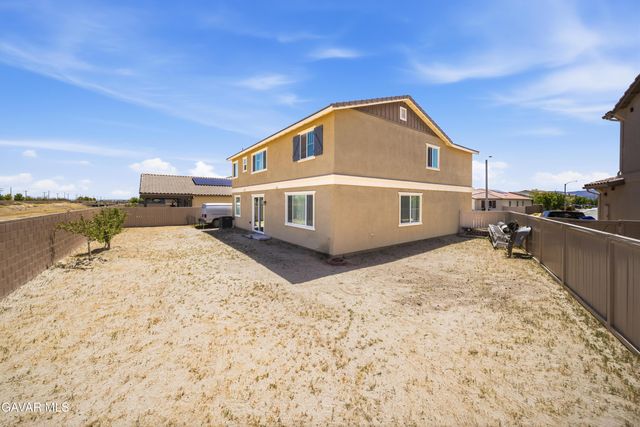 4323 W Ivesbrook Street, Lancaster, CA 93536