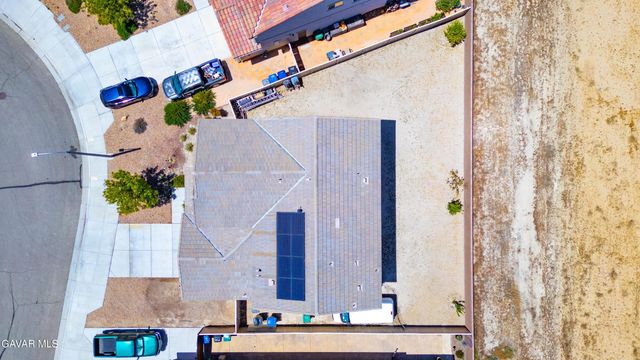 4323 W Ivesbrook Street, Lancaster, CA 93536