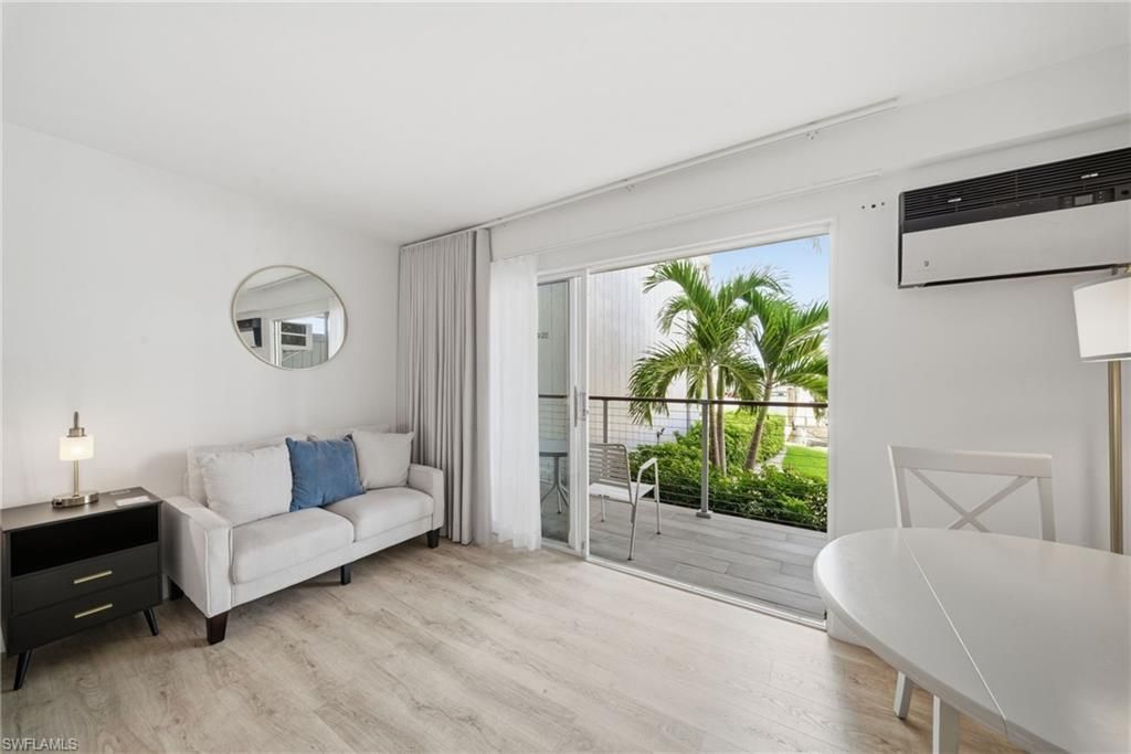 900 Broad AVE S 117, NAPLES, FL 34102 — photo 2