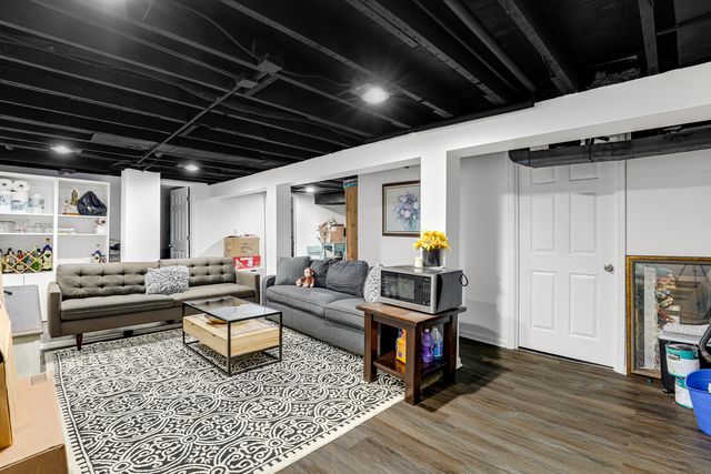 4951 W Concord Place, Chicago, IL 60639