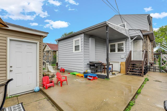 4951 W Concord Place, Chicago, IL 60639