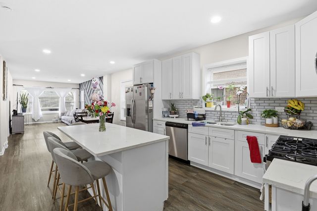 4951 W Concord Place, Chicago, IL 60639