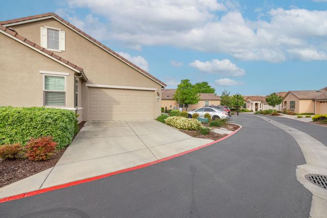 1376 Volonne Dr, Roseville, CA 95747