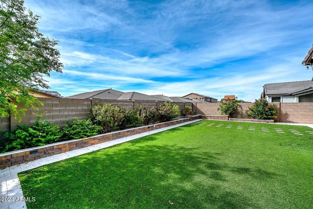 7433 W Maya, Peoria, AZ 85383