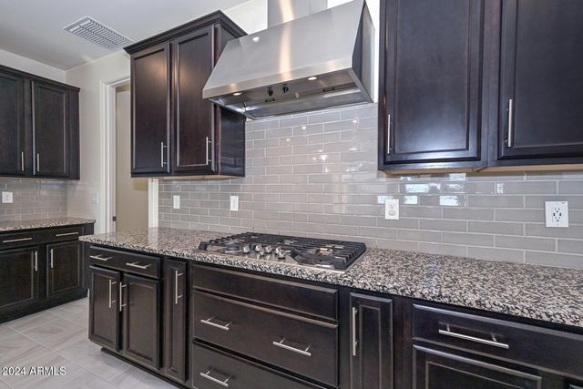 7433 W Maya, Peoria, AZ 85383