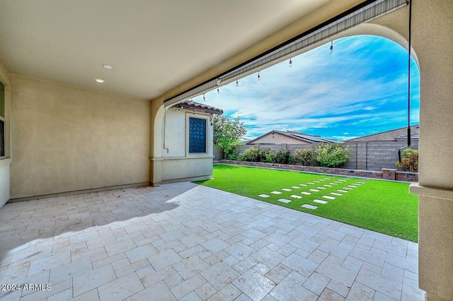 7433 W Maya, Peoria, AZ 85383