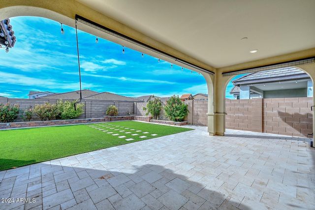 7433 W Maya, Peoria, AZ 85383