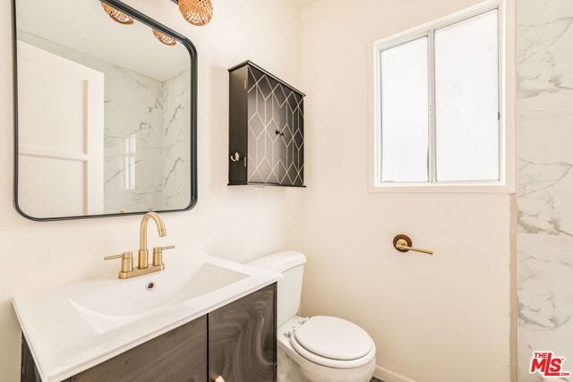 4332 Alla Road, Los Angeles, CA 90066