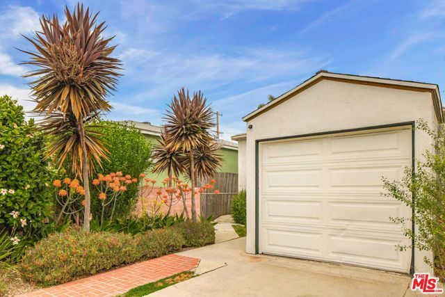 4332 Alla Road, Los Angeles, CA 90066