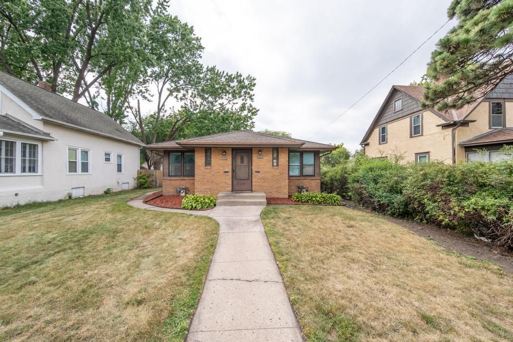 4037 Fremont Avenue N, Minneapolis, MN 55412 — exterior