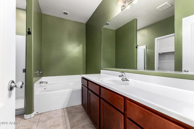 7036 S 77TH Lane, Laveen, AZ 85339