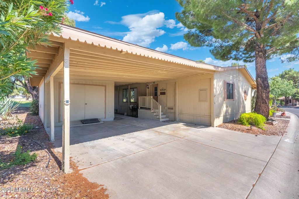 Image 2 of property listing at 3901 E PINNACLE PEAK RD 405 --, Phoenix, AZ 85050